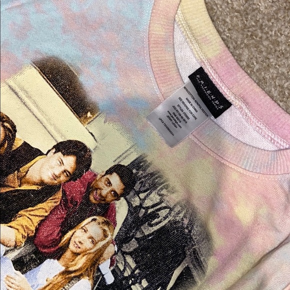 Friends cropped sweat shirt - Picture 3 of 5
